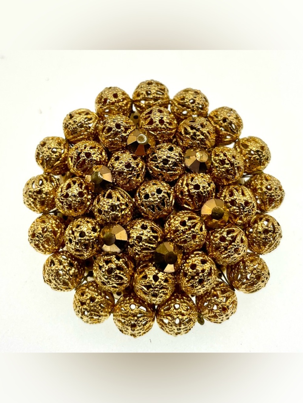 Vintage Filigree Bead Cluster Brooch Gold Tone Statement Pin Mid Century - Picture 3 of 5